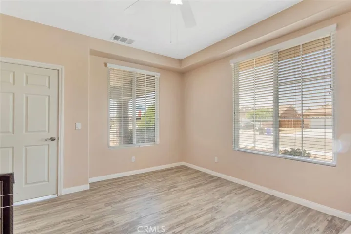 16063 Oak Court, Victorville, California 92395
