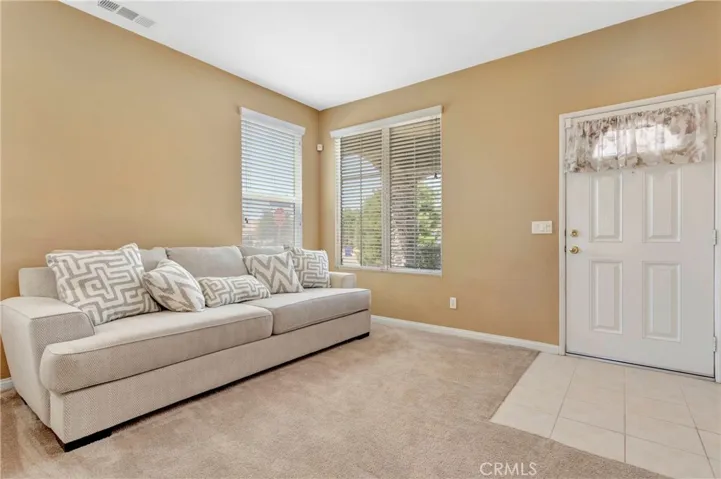 16063 Oak Court, Victorville, California 92395
