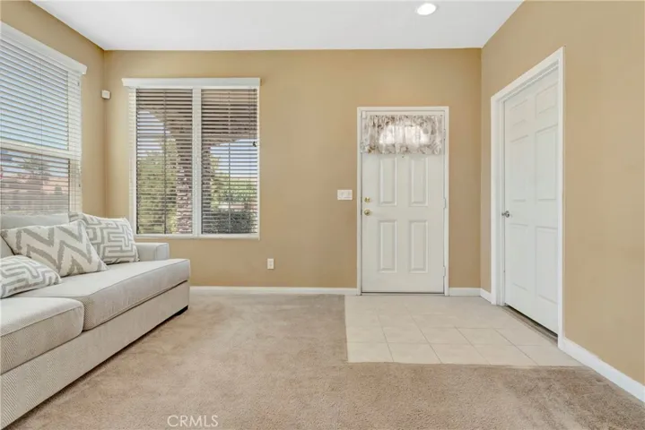 16063 Oak Court, Victorville, California 92395