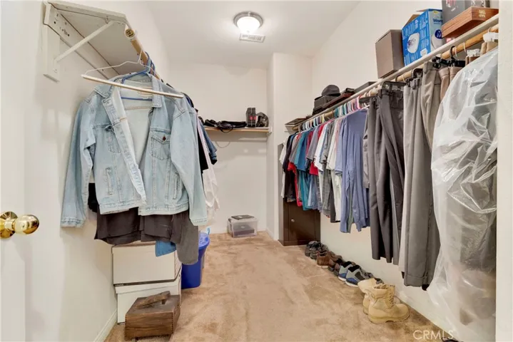 16063 Oak Court, Victorville, California 92395