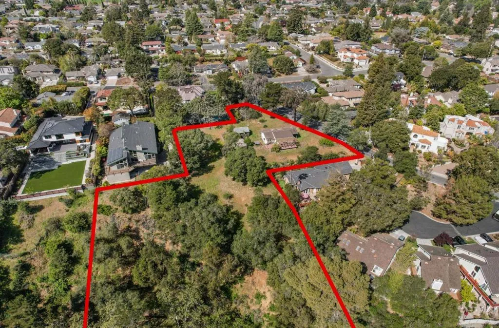 10234 Scenic Boulevard, Cupertino, California 95014 home-pic-4