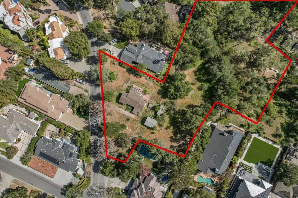 10234 Scenic Boulevard, Cupertino, California 95014 home-pic-8