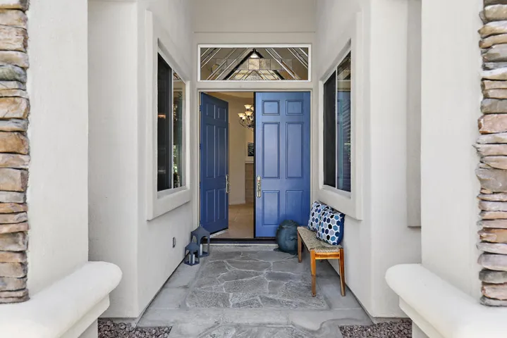 Please Come In