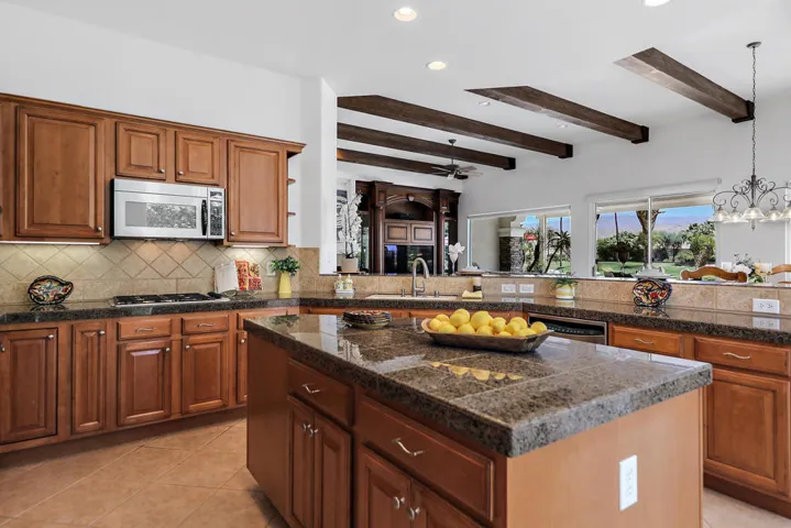 Gourmet Kitchen