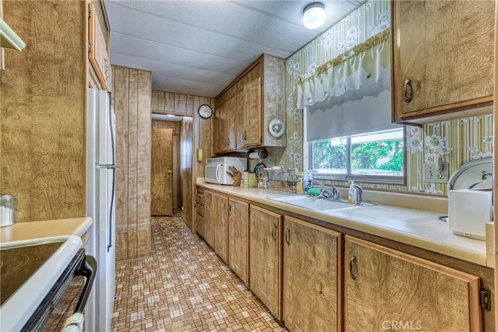 16148 31st Avenue, Clearlake, California 95422