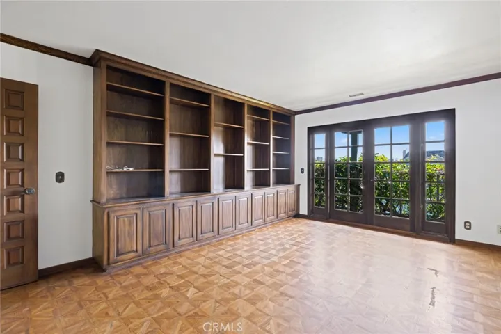 207 N Star Lane, Newport Beach, California 92660