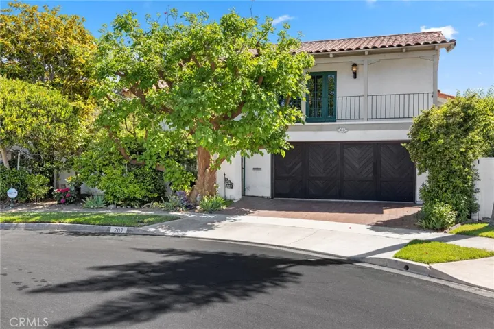 207 N Star Lane, Newport Beach, California 92660