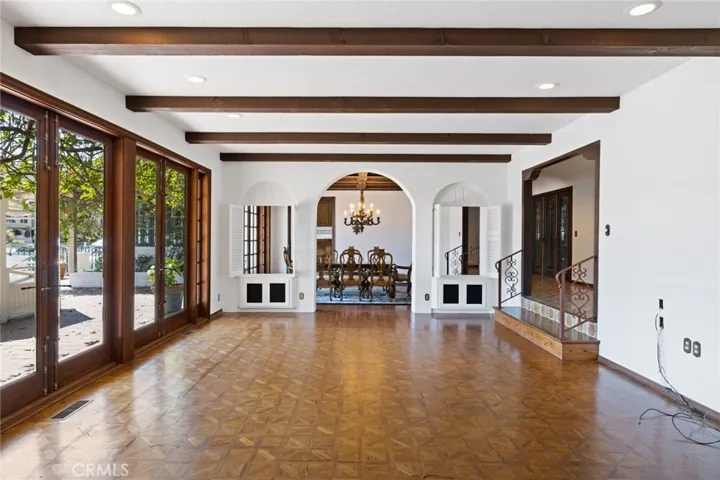 207 N Star Lane, Newport Beach, California 92660