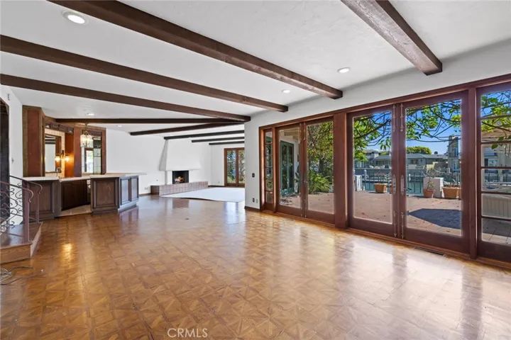 207 N Star Lane, Newport Beach, California 92660
