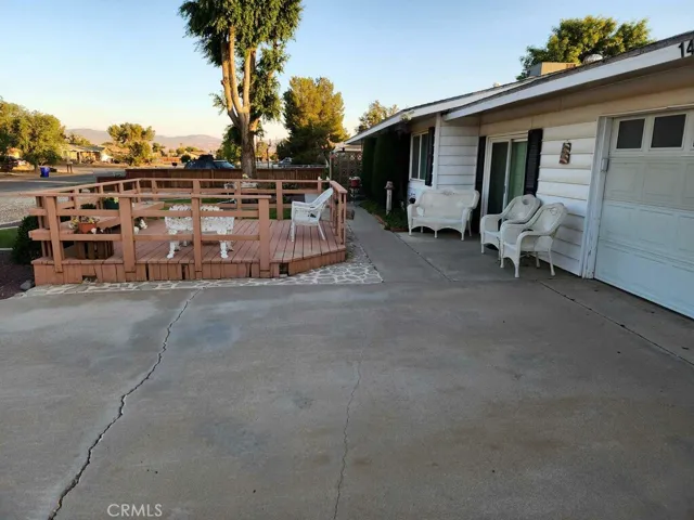 14742 Quivero Road, Apple Valley, California 92307