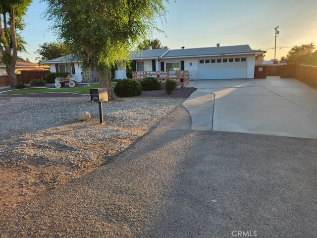 14742 Quivero Road, Apple Valley, California 92307