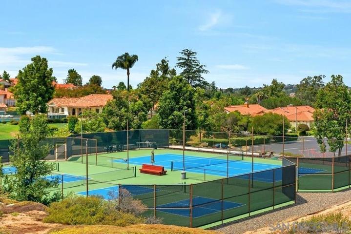 969 Ridge Heights Dr, Fallbrook, California 92028