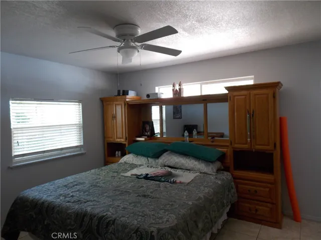 8998 Avocado Avenue, Hesperia, California 92345