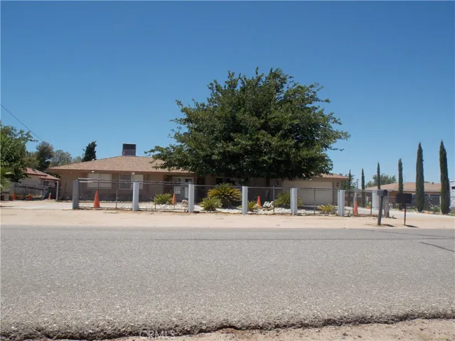 8998 Avocado Avenue, Hesperia, California 92345