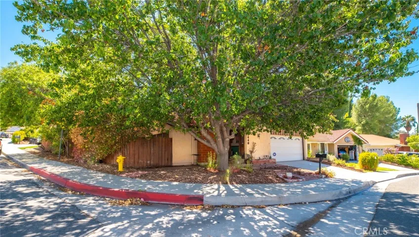 27446 Diane Marie, Saugus, California 91350