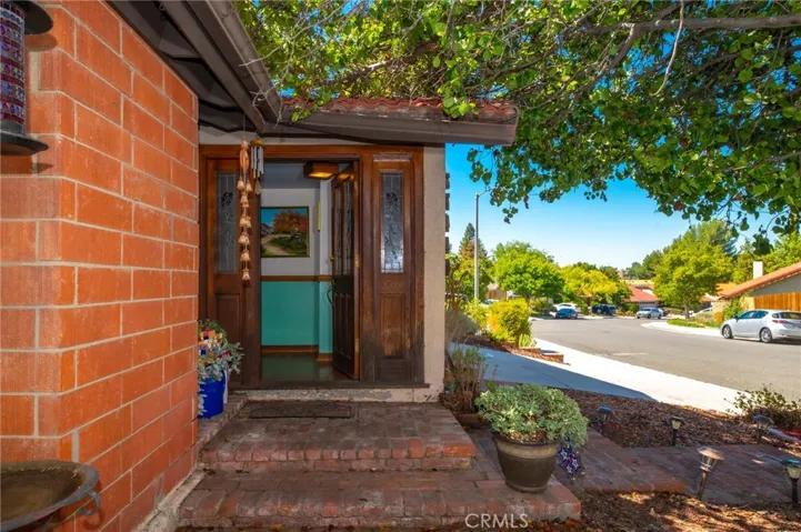 27446 Diane Marie, Saugus, California 91350