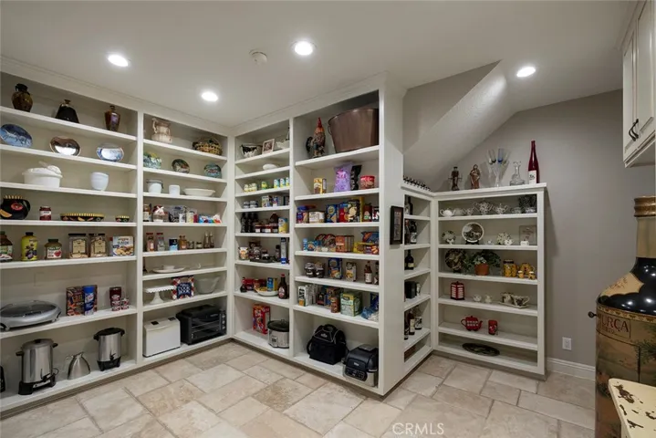 4090 Live Oak Lane, Yorba Linda, California 92886