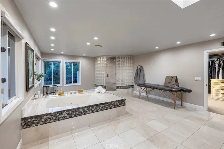 4090 Live Oak Lane, Yorba Linda, California 92886