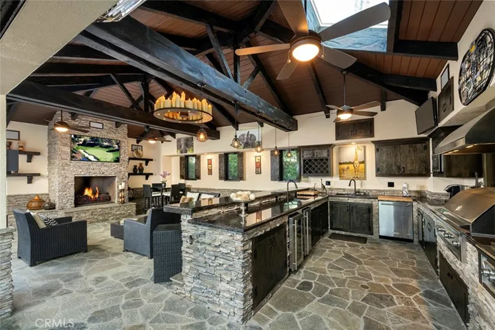 4090 Live Oak Lane, Yorba Linda, California 92886