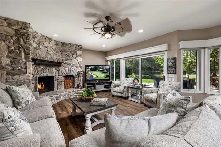 4090 Live Oak Lane, Yorba Linda, California 92886