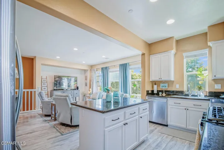 D KITCHEN 00B