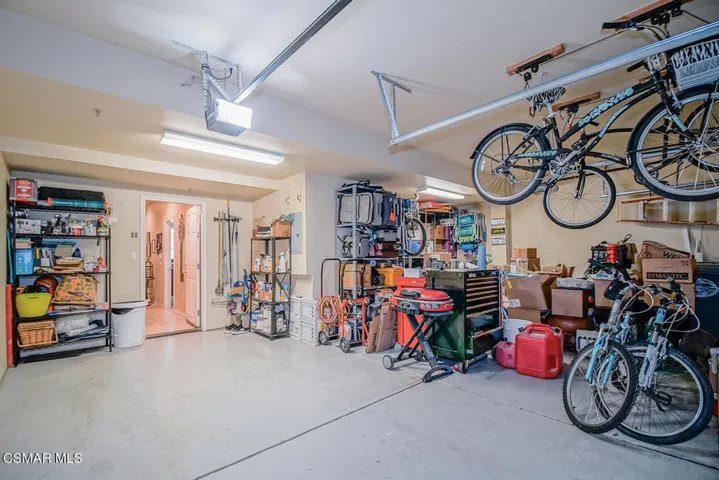 N GARAGE 02