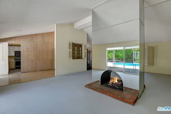 2189 E Sonora Road, Palm Springs, California 92264