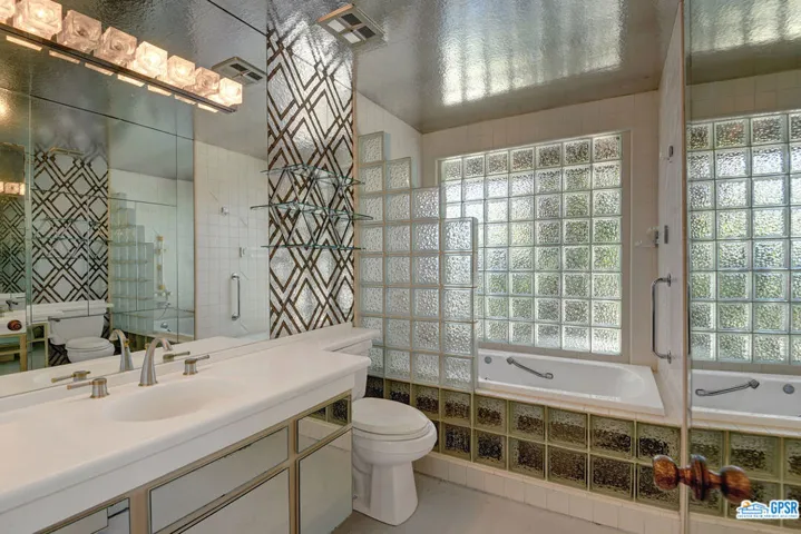 2189 E Sonora Road, Palm Springs, California 92264