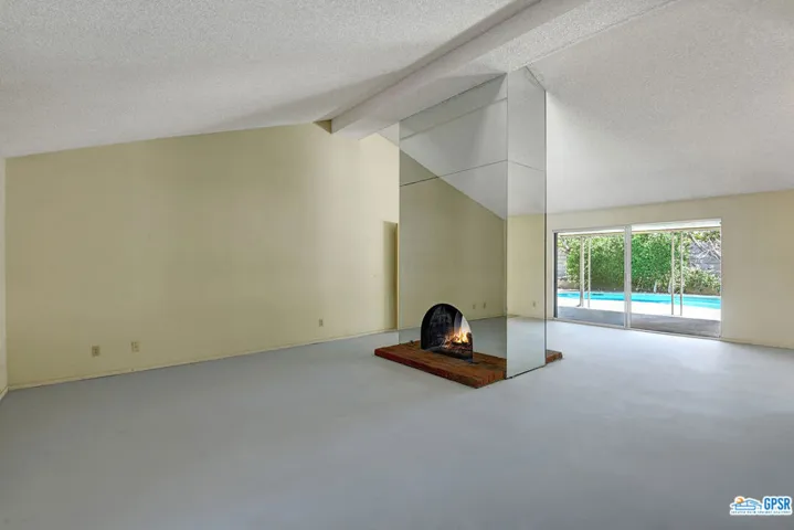 2189 E Sonora Road, Palm Springs, California 92264