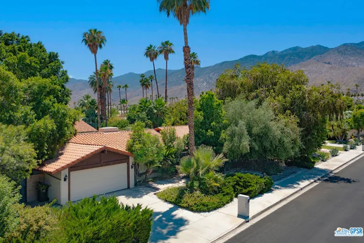 2189 E Sonora Road, Palm Springs, California 92264