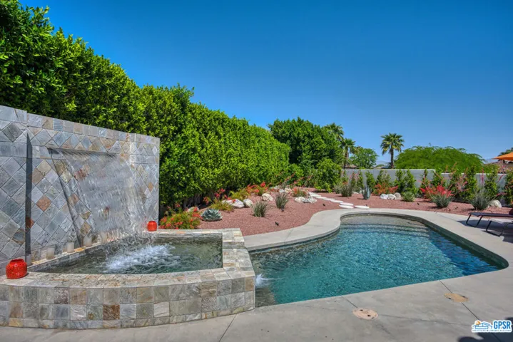 320 Big Canyon Drive, Palm Springs, California 92264