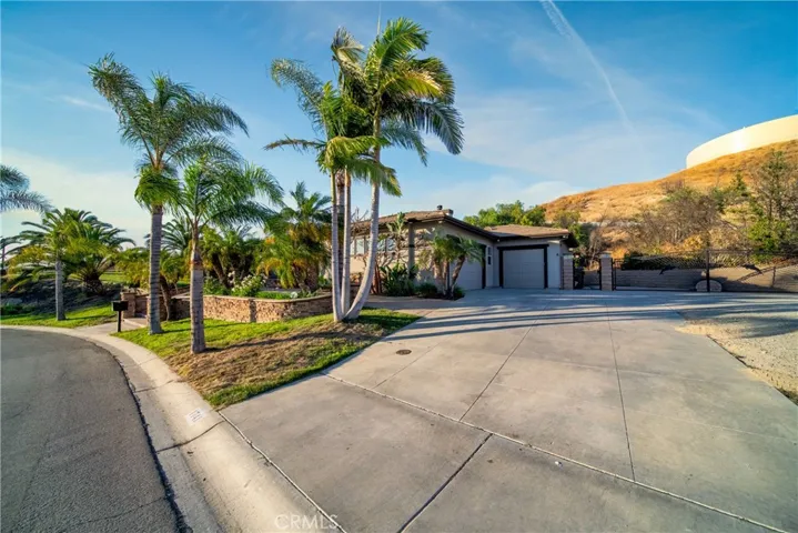 1741 El Paso Drive, Norco, California 92860