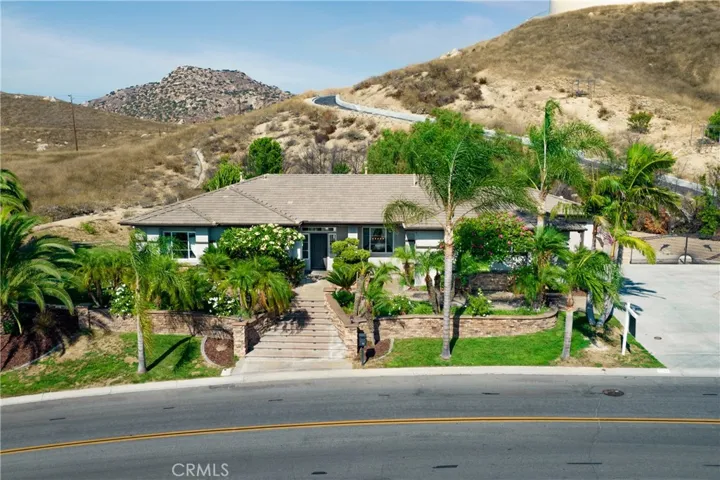 1741 El Paso Drive, Norco, California 92860