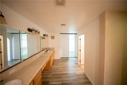 23882 Ashland Road, Apple Valley, California 92308