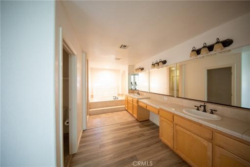 23882 Ashland Road, Apple Valley, California 92308