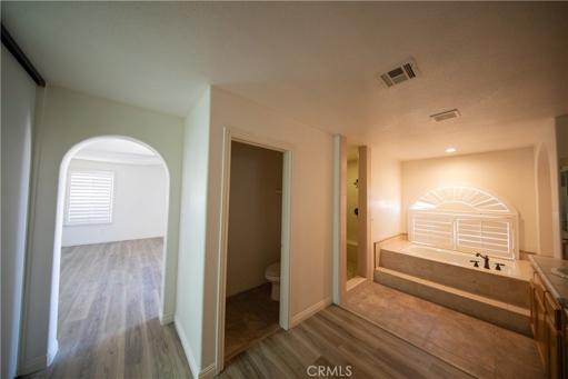23882 Ashland Road, Apple Valley, California 92308