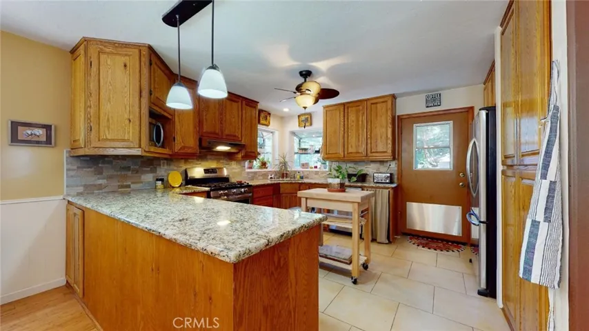 31529 Overhill Drive, Running Springs, California 92382