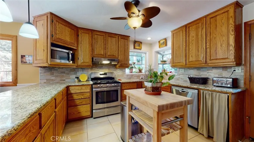 31529 Overhill Drive, Running Springs, California 92382
