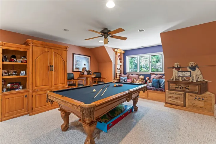 27780 High Knoll Road, Lake Arrowhead, California 92352