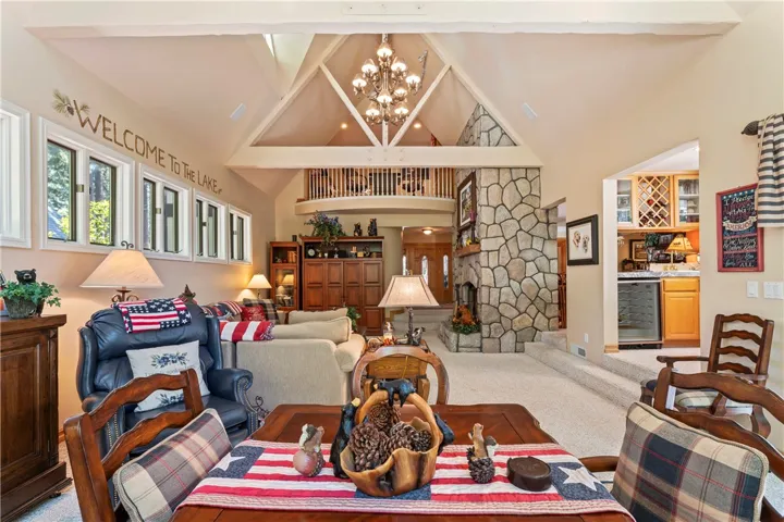 27780 High Knoll Road, Lake Arrowhead, California 92352
