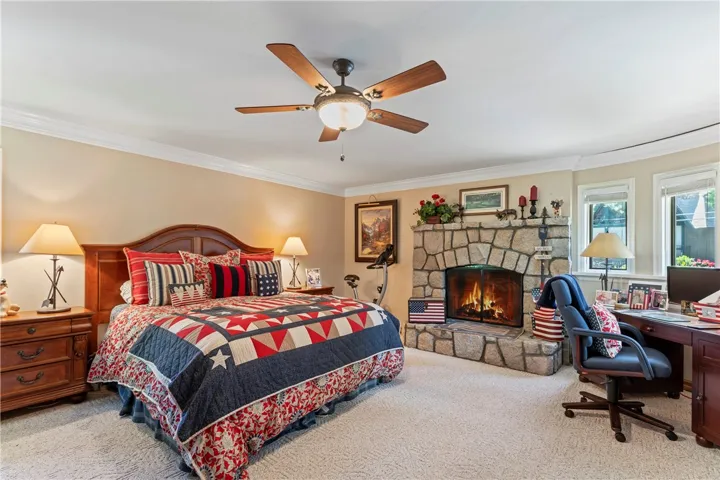 27780 High Knoll Road, Lake Arrowhead, California 92352