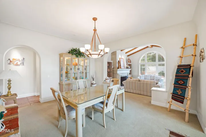 273 N Catalina St MLS-17