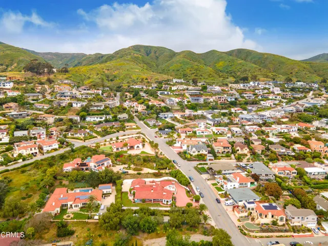 273 N Catalina St MLS-55