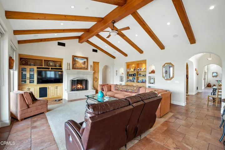273 N Catalina St MLS-27