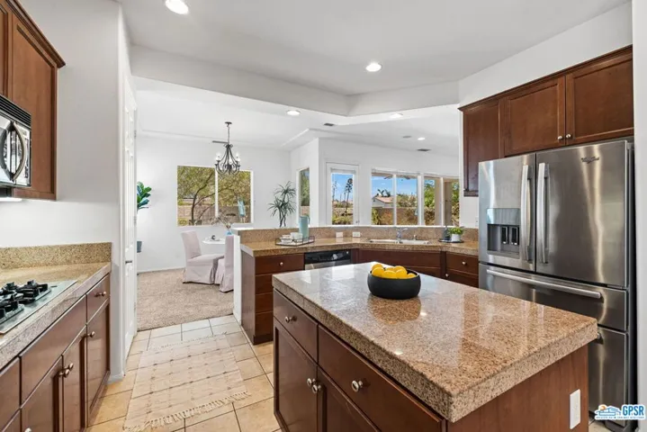 126 Felice Court, Palm Desert, California 92211