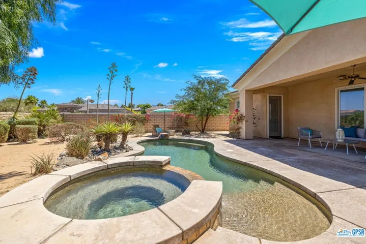 126 Felice Court, Palm Desert, California 92211