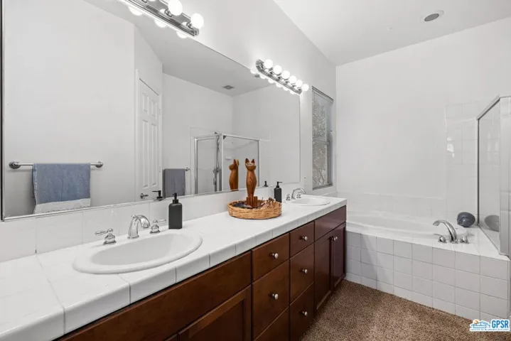 126 Felice Court, Palm Desert, California 92211