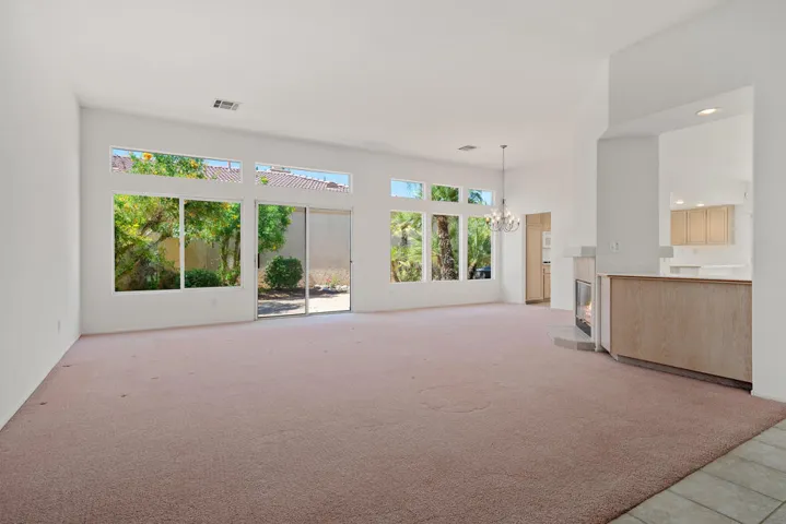 Living Rm