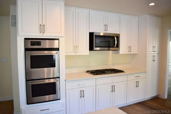 26658 Honey Creek Rd, Rancho Palos Verdes, California 90275