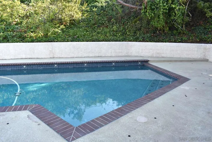 26658 Honey Creek Rd, Rancho Palos Verdes, California 90275